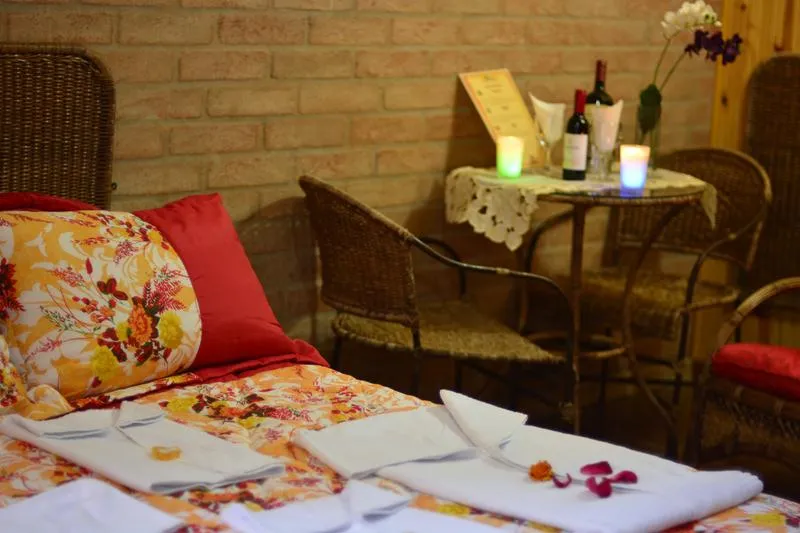 Detalhes da acomodação preparados para o descanso